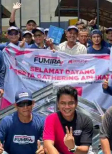 FUMIRA® Establishes Relationships with South Sulawesi Applicator Gathering