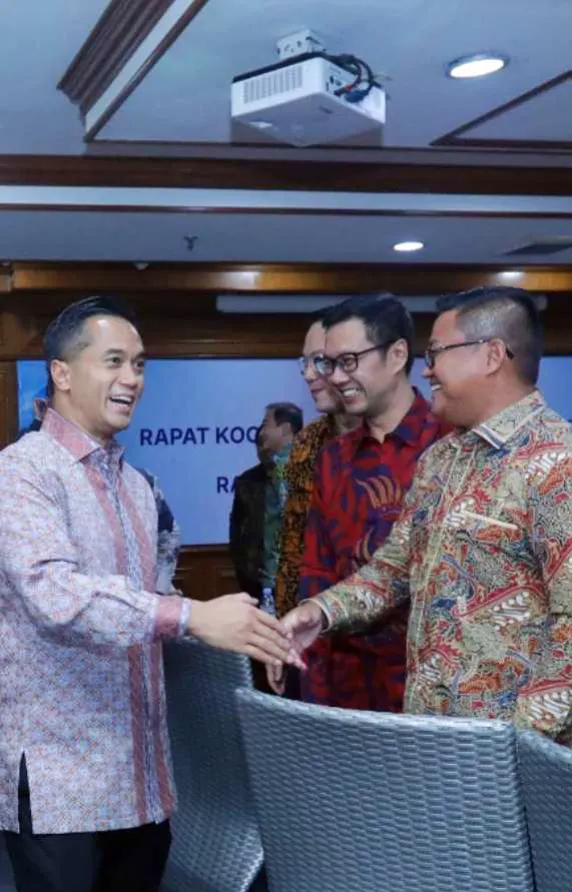 FUMIRA® Continues to Support IISIA