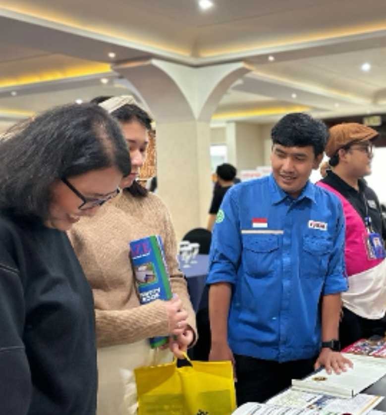 FUMIRA IN ELEVATE BANDUNG EVENT
